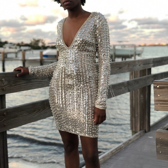 Dress - Picture 1 of 4